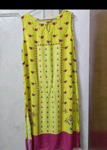 Abstract Print Kurta And Pink Leggings Set