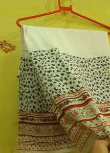 White Printed Cotton Stole🤍