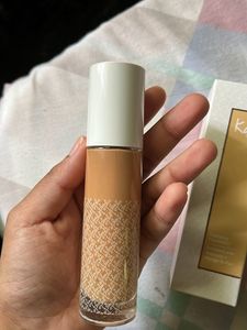 Kay Beauty Hydrating Foundation In Shade -165N Tan