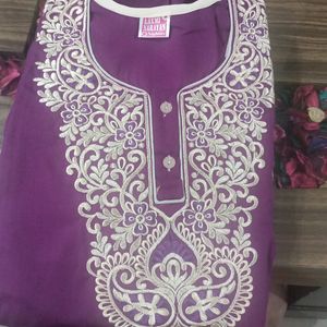 Soft cotton Neck embroidery gown