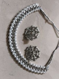 Pearl necklace