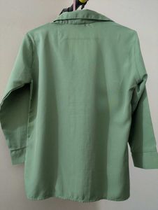 Green Button-Down Casual Shirt