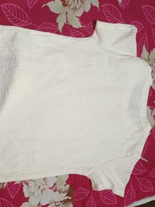 Floral Detail White T-Shirt