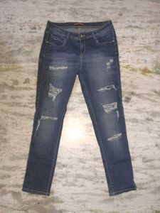 Ripped Dark Denim Jeans, Aesthetic And Trendy!
