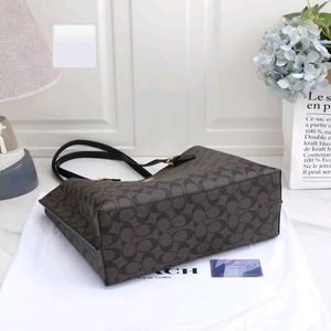 COACH NEW TOTE BAG WD INVOICE BILL N DUST COVER