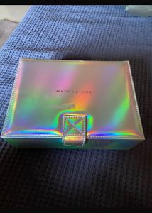 Maybelline Makeup Box