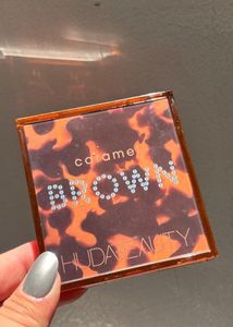 Huda Beauty Obsession Palette (Caramel Brown)