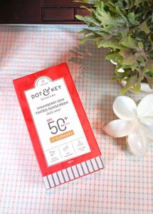 Dot &amp; Key Strawberry Dew Tinted Sunscreen