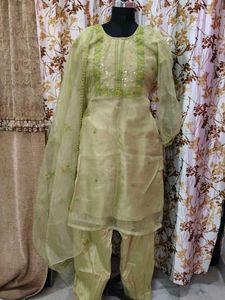 Elegant Embroidered Kurta Set