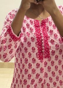Elegant Pink Printed Kurta