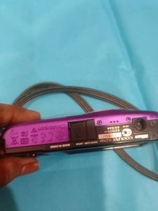 Nikon Coolpix S2700 With 4 Gb Memory Card And CHAR