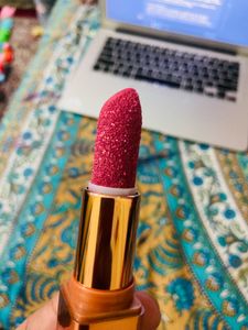Pilgrim Dubai Bling Lipstick My Habibi Shade 07