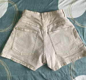 H&amp;m Curvy Fit Stretch Shorts