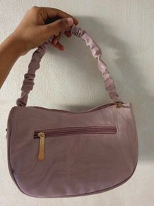 Bow Detail Shoulder Bag