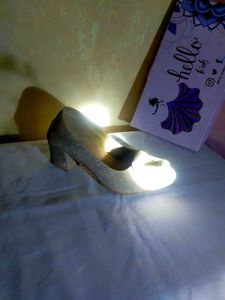 Elegant Sparkly Ballerinas