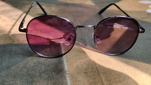 Round Red Lens Sunglasses