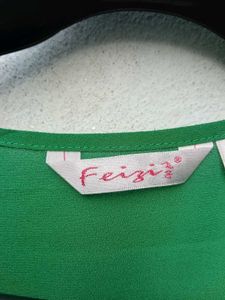 New With Tag Korean Green Trendy Top