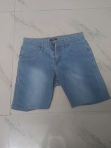 Girls  Short Jeans Of Blue  Colour