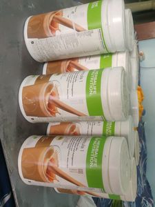 Herbalife Nutrition Container