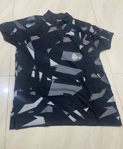 👕Black Coloured Geometric Pattern T-shirt 👕