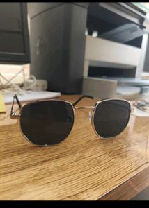 Retro Square Stylish Sunglasses