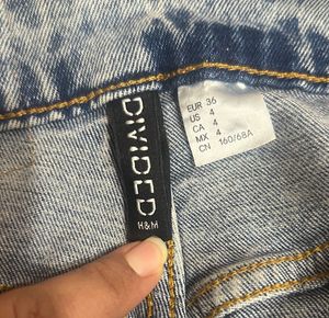 H&M Divided Mom fit Denim Jeans
