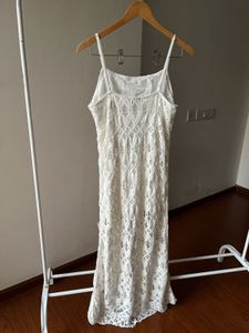 NEW LOOK Lace Maxi With Side Slit Detail