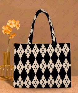 Chic Tote Bag