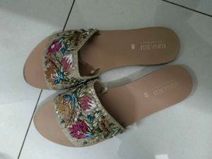 Luna Blu Designer Flat Sandals