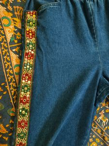 INDO WESTERN BOYFRIEND JEANS
