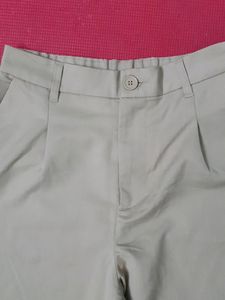 H&amp;M Straight Fit Trousers