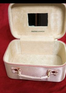 Faces Canada Vanity Box