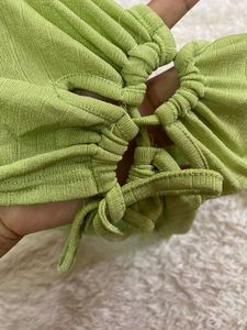 Green Long Sleeve Top