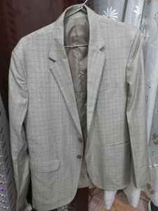 Men&#39;s Beige Plaid Blazer