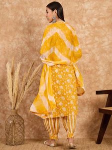 DIVASTRI Kurta Dupatta Set