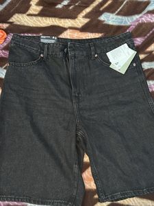 H&amp;M Denim Shorts - New with Tags