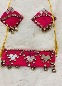 Ethnic Necklace Set