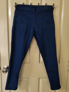 Dark Blue Mid-rise Jeans