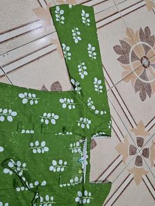 Green Floral Print Kurta