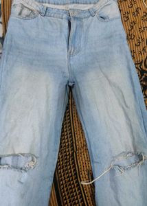 Knee Cut Mid Blue Denim