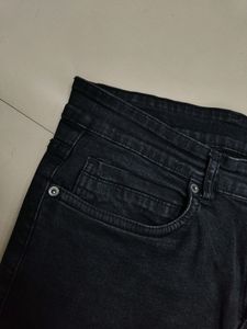 Zudio Dark Grey Slim Fit Jeans + Roadster Tshirt
