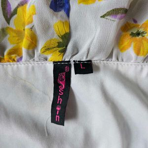 Floral Ruffle Crop Top