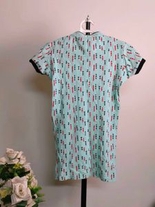 Patterned Short Sleeve Tunic Top
