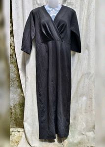 Elegant Black Maxi Dress