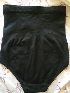 New Blush Intimates Tummytucker Size S Bodyshaper.