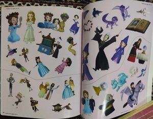 Sofia&#39;s Royal Sticker Book