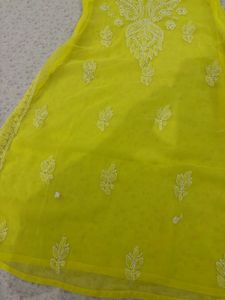 Yellow Embroidered Kurta With Free Matching Inner