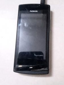Nokia 500 + Original Battery + 2 Extra Back Cover