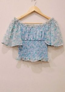 OFF SHOULDER TOP