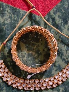 Elegant Kundan Jewelry Set